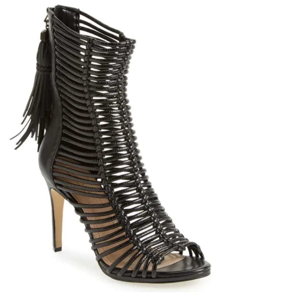 BCBGMAXAZRIA Heels
